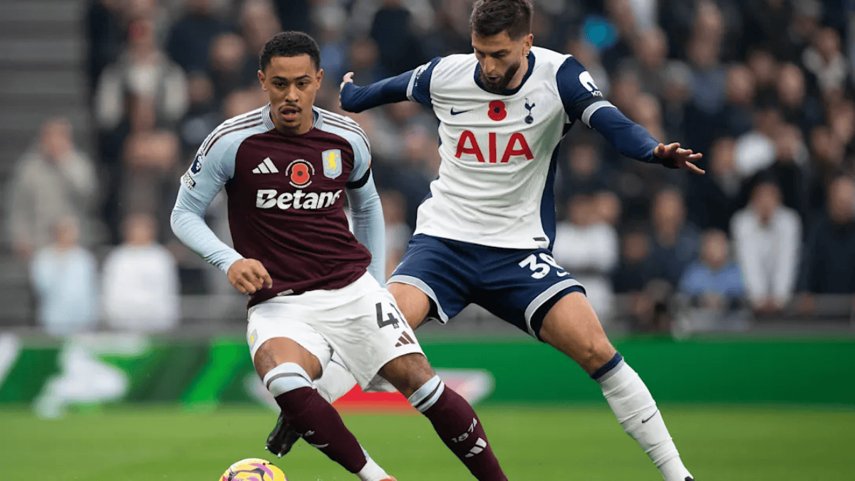 中超赛报：上海申花主场战胜武汉三镇＂,（中超快讯：申花主场力克武汉三镇）