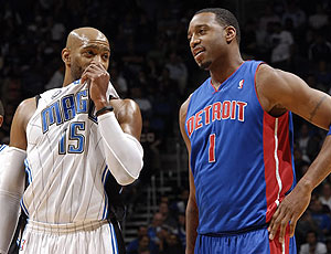 客场8连胜！掘金刷新队史客场连胜纪录（掘金豪取客场八连胜，改写队史客场连胜纪录）