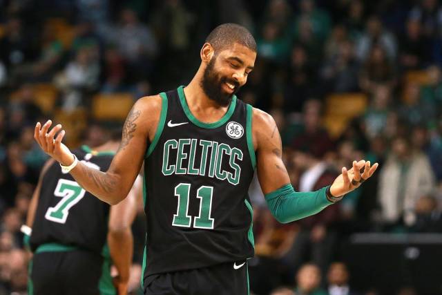 希尔德：库里缺阵时我们得填补空缺，用自己的方式串联比赛（希尔德：库里缺阵我们必须站出来，用各自方式带动比赛运转）