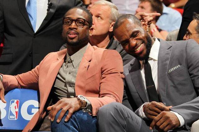 前申花外援金信煜严重违反纪律准则，被港超杰志提前解约（港超杰志以严重违纪为由，提前终止与前申花外援金信煜的合同）