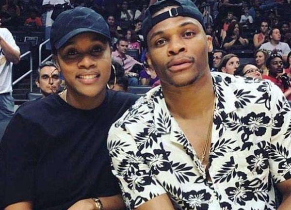 梅西接受ESPN专访，聊世界杯连冠：很难！但会拼！（梅西接受ESPN采访：世界杯卫冕不易，但我们会拼到底）