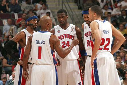 前利物浦定位球教练：如有需要愿重返球队，利物浦随时欢迎打给我（前利物浦定位球教练称愿在需要时重返球队：利物浦可随时来电）