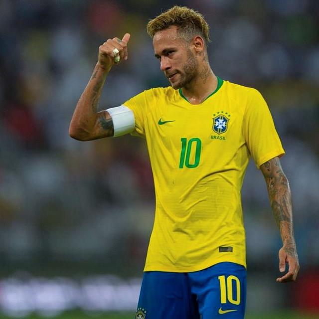 德甲球员2025年身价上涨榜：奥利塞、卡尔前2，迪奥曼德第3（2025年德甲球员身价涨幅榜：奥利塞、卡尔包揽前二，迪奥曼德第三）