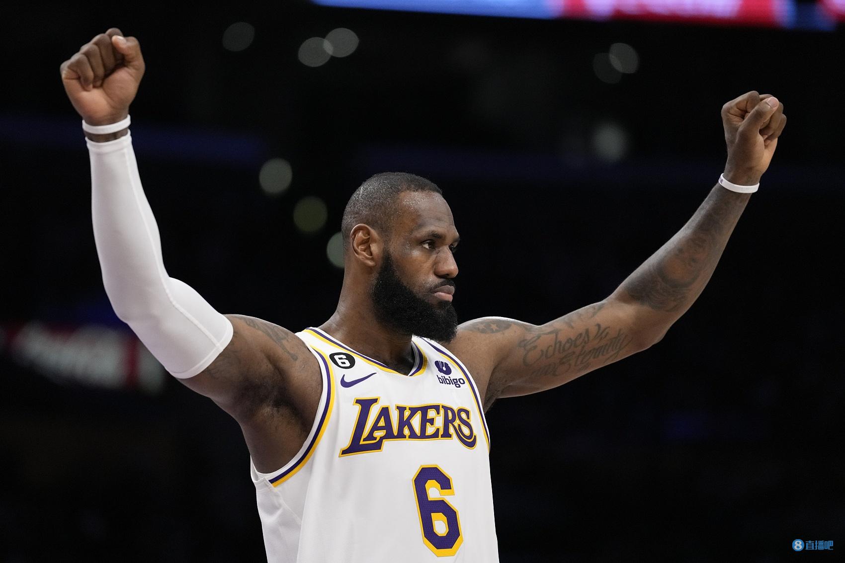 世界足球又一巨星宣布退役（又一位世界足坛巨星正式告别赛场）