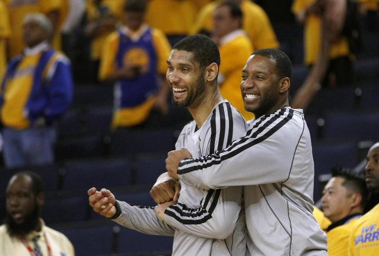 克雷莫内塞vs莱切：瓦尔迪、奥代罗首发，班达、法尔科内出战（克雷莫内塞对阵莱切：瓦尔迪、奥代罗先发，班达、法尔科内登场）