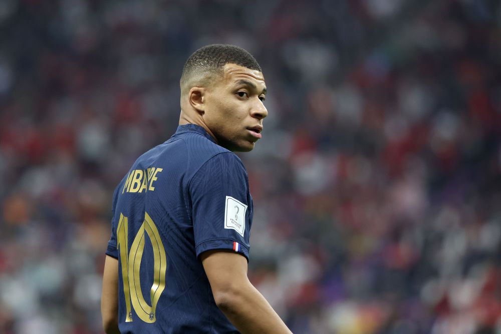 状态起伏大！猛龙首节狂轰39分，次节却仅得13分（猛龙手感大起大落：首节轰下39分，次节仅得13分）