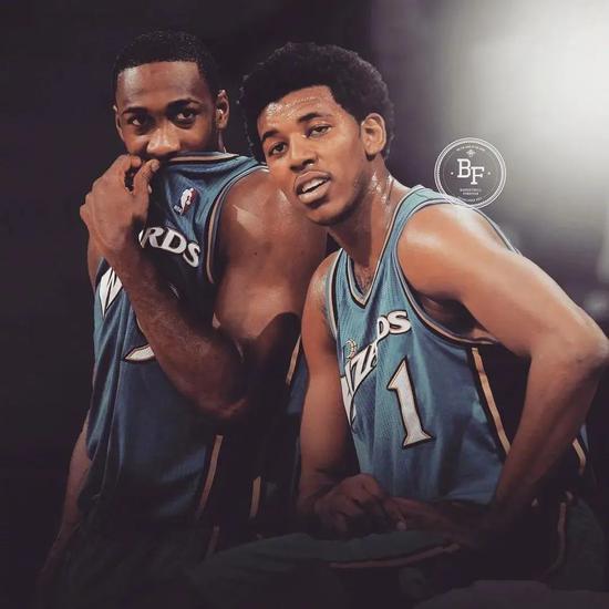 334球66助攻，哈兰德职业生涯已直接参与400球（哈兰德职业生涯直接参与进球达400次：334球+66助攻）