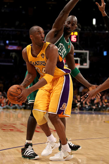 双喜临门，费尔明在巴萨一线队生涯百场里程碑中破门（双喜加身，费尔明巴萨一队第100场里程碑战破门）