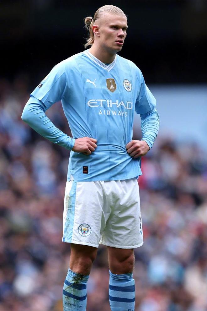 405次！梅西超越普斯卡什，独享足球历史助攻第一人荣誉（405次助攻！梅西超越普斯卡什，独享足坛历史助攻王）