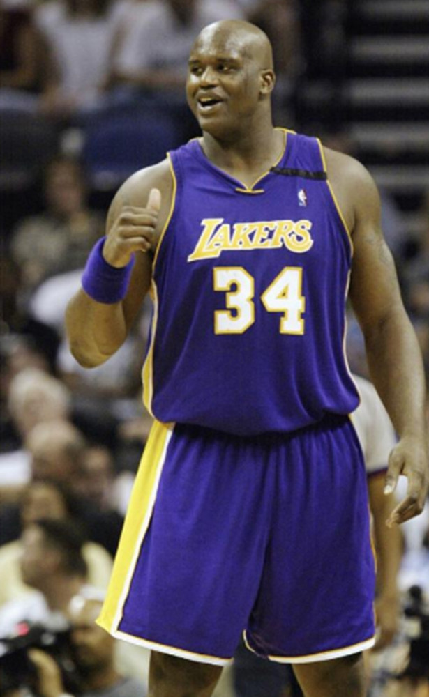 丹尼尔斯达成生涯第400次抢断，NBA历史第六年轻（丹尼尔斯完成生涯400次抢断，成NBA史上第六年轻达成者）